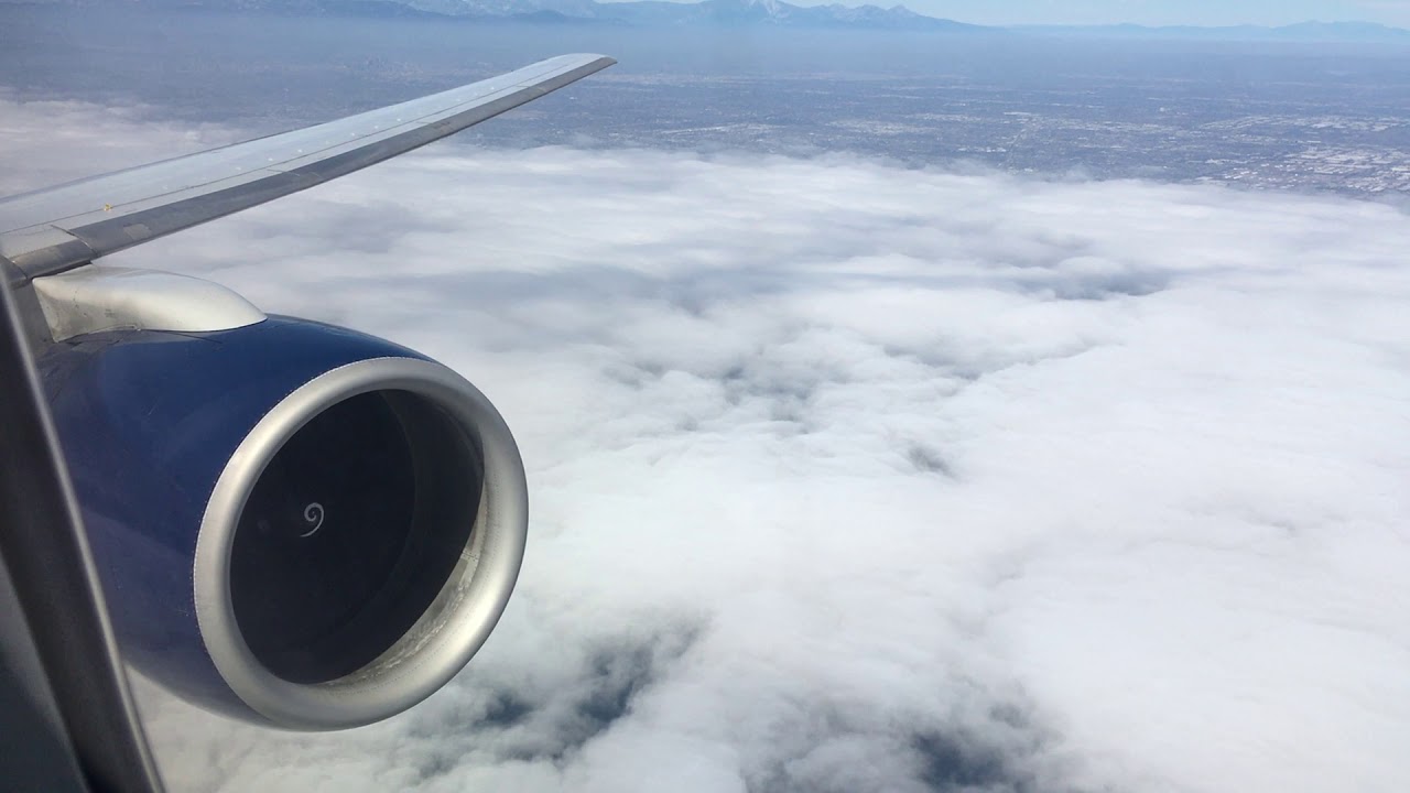 Delta Air Lines Boeing 757-200 Takeoff from Los Angeles International International Airport