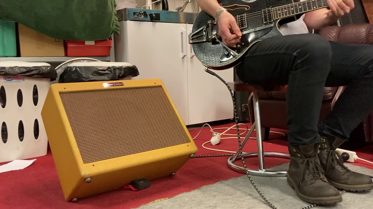 Duesenberg Starplayer TV Outlaw to Cranked Fender 57 Custom Tweed Deluxe WGS G12Q Speaker