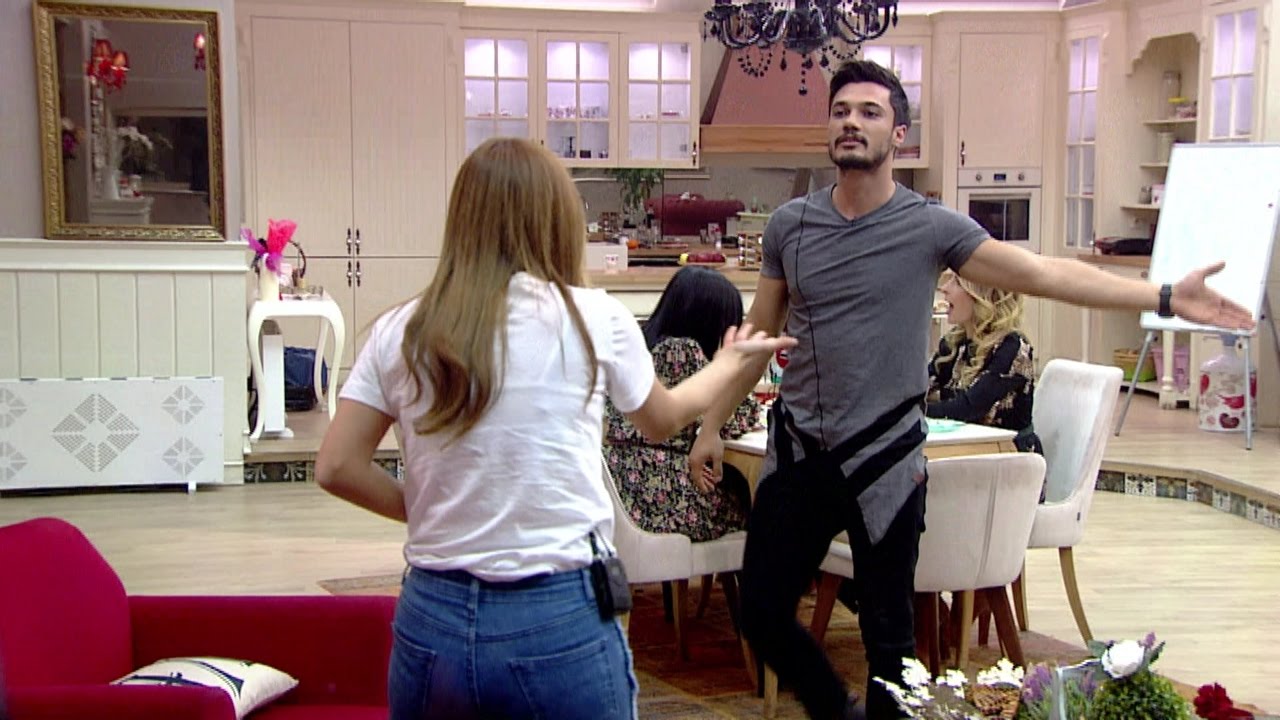 Kısmetse Olur - Tuğçe çileden çıktı! Akın'a ateş püskürdü!