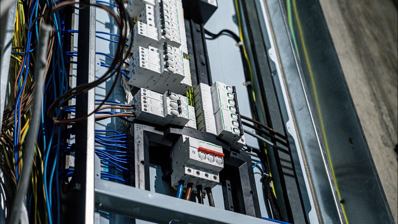 Early morning mains shutdown - KQ Load Center Install