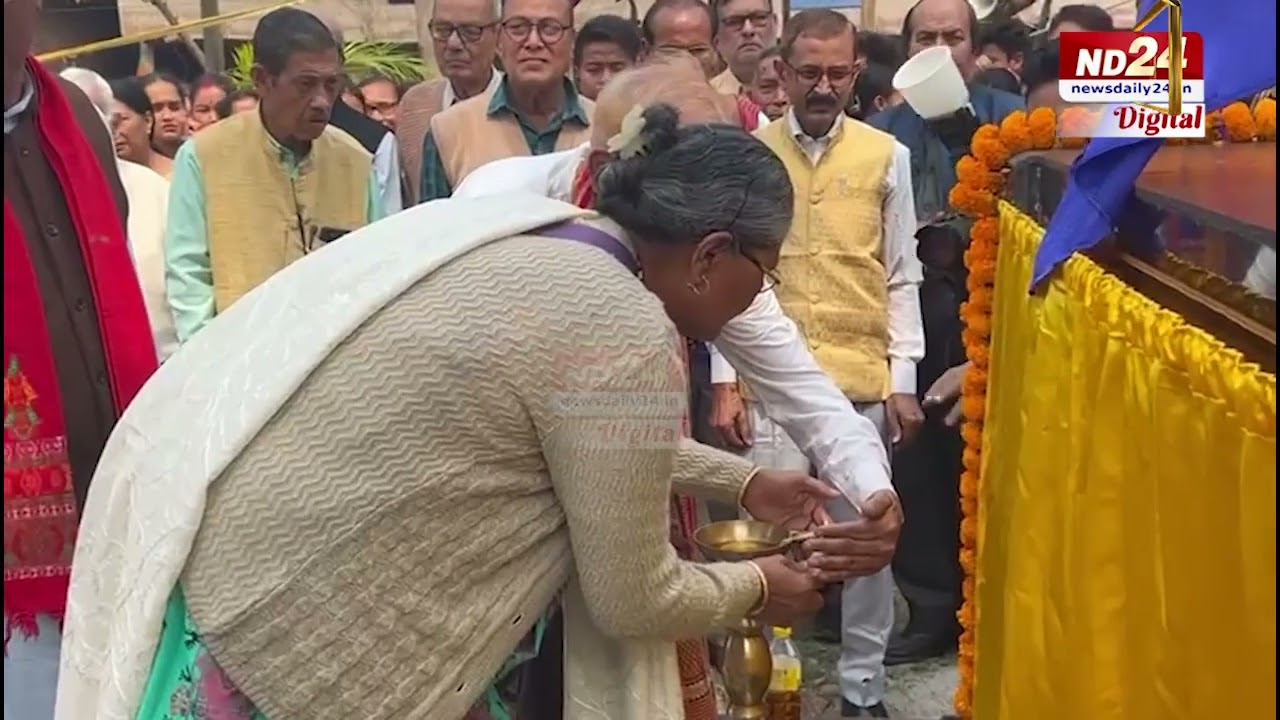 সোণাপুৰৰ ভাদুৰি ক্ষেত্ৰত জুবিন গাৰ্গৰ প্ৰতিমূৰ্ত্তি উন্মোচন।