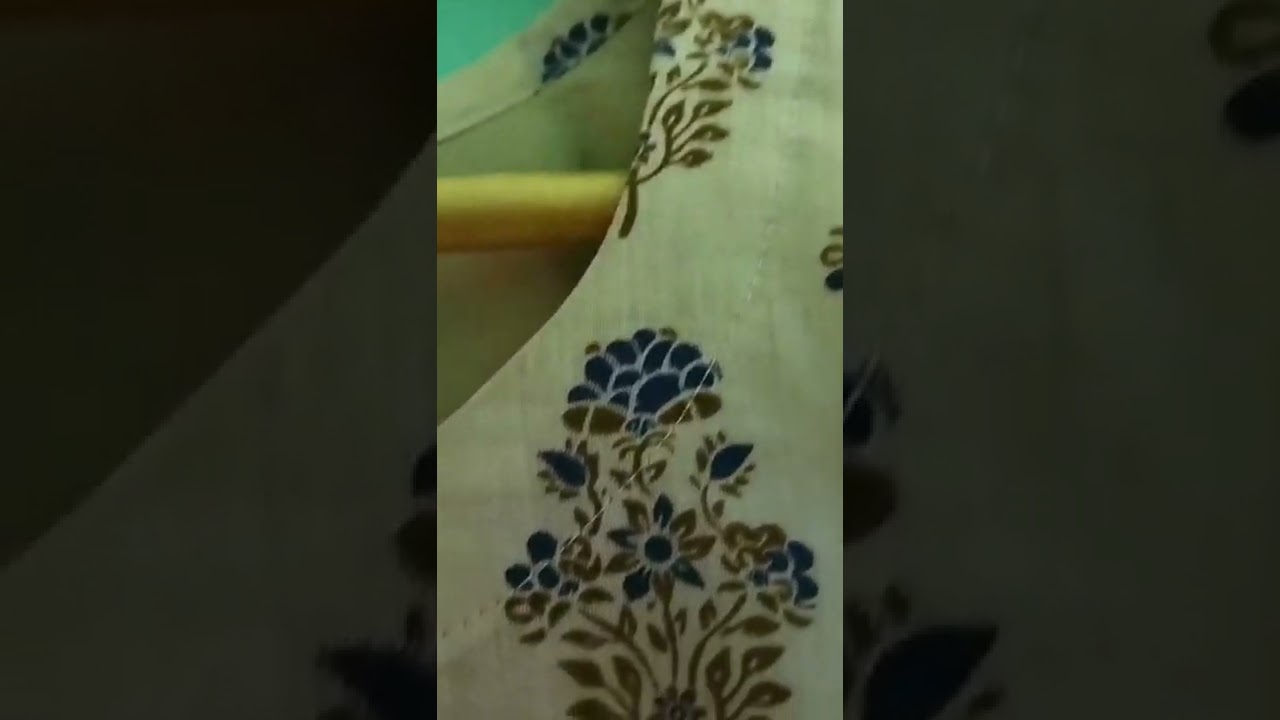Perfect neck line 😎 #straightcut #kurtis #sewing #cottonkurti