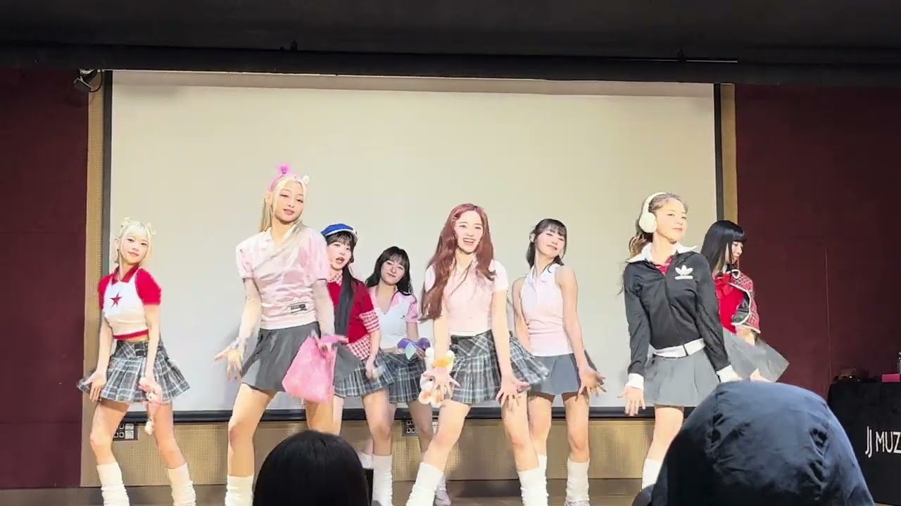 유니스 unis 스위시 swicy 제이제이뮤즈 jjmuze 20250420 fansign 무대