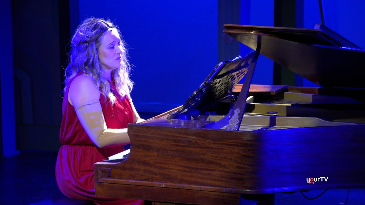 Beautiful - The Carole King Musical