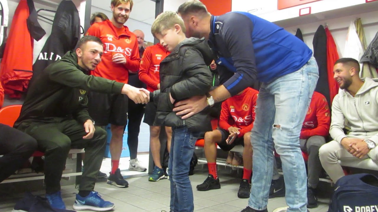 Mads viert periodetitel met bezoek aan selectie Sparta Rotterdam