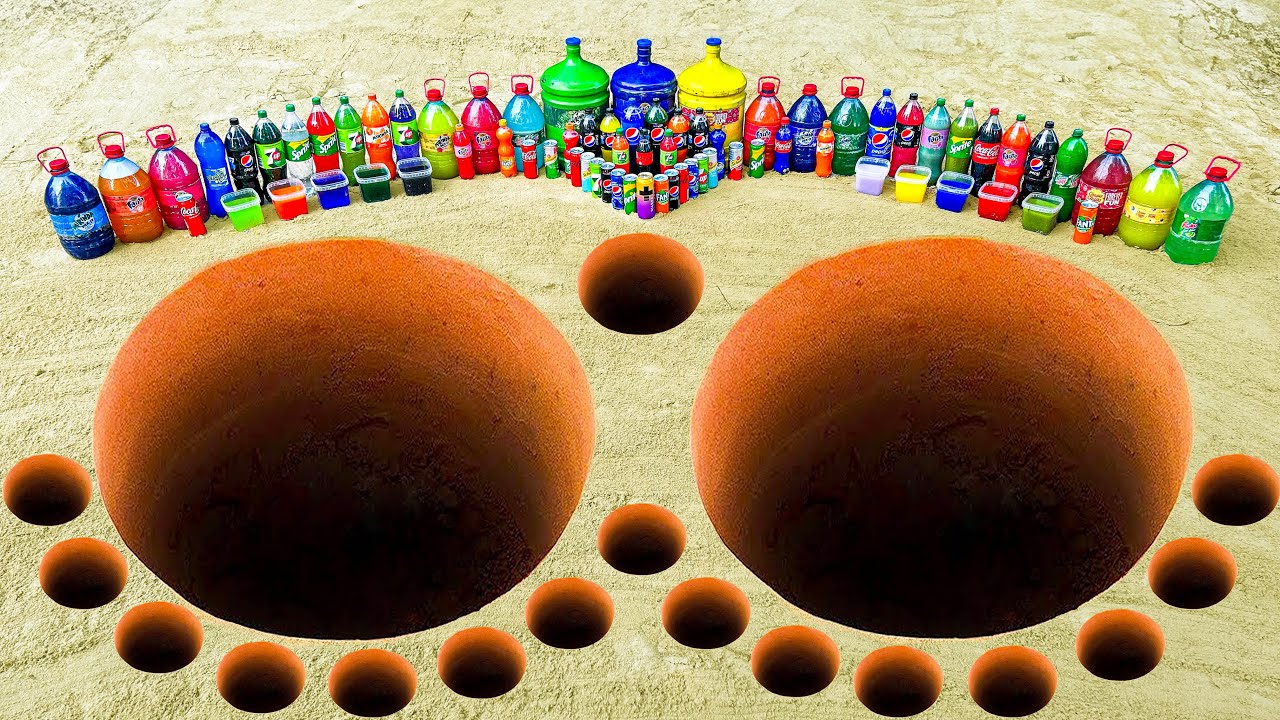 Big Toothpaste Eruption from Double Hole, Fanta, Coca Cola, Mtn Dew, Monster, Chupa Chups vs Mentos
