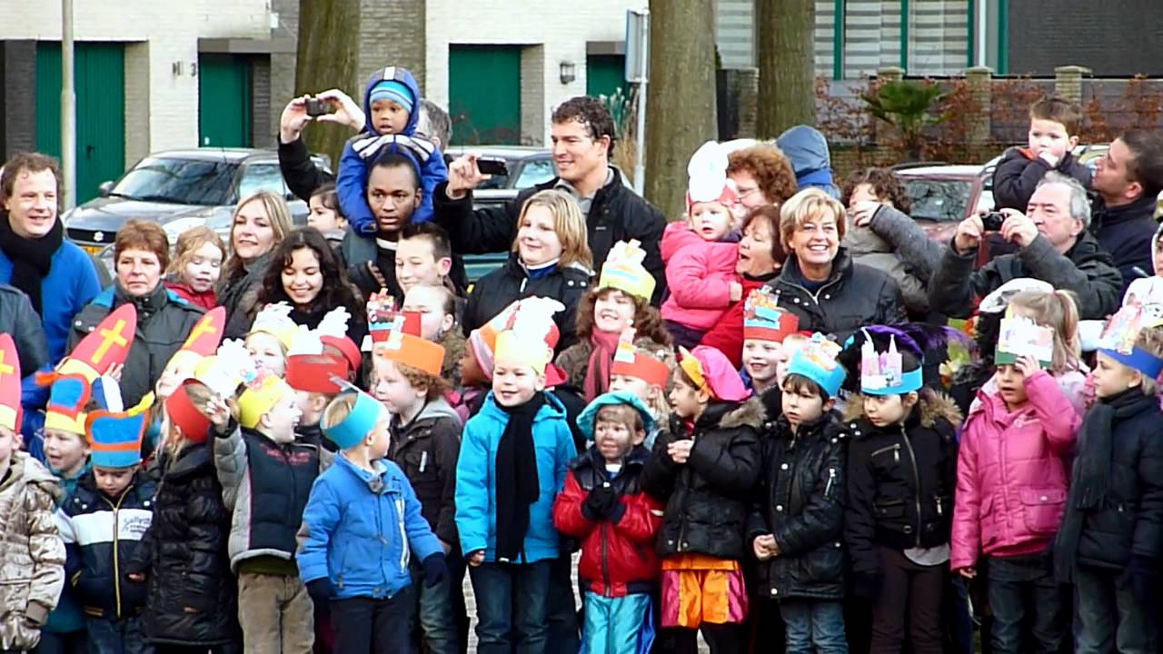 Sinterklaas komt aan op d'n Hazennest