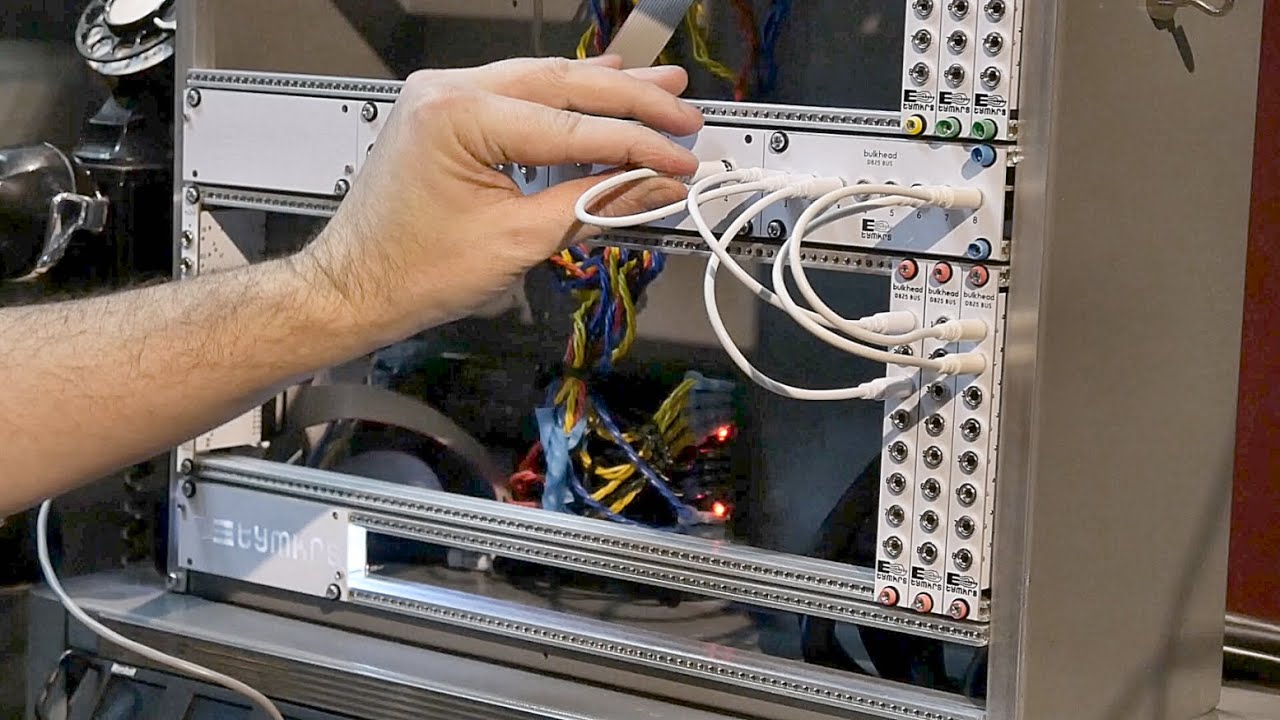 Eurorack - Cable Management Tricks