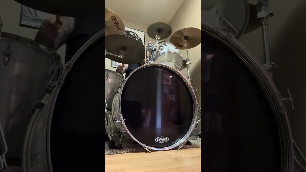 The faceless drummer #drums #drumsolo 