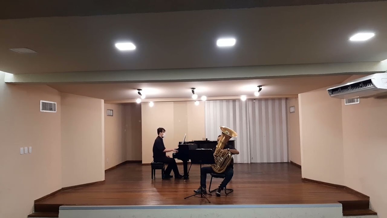 Tuba Suite:  Prelude  -  Gordon Jacob