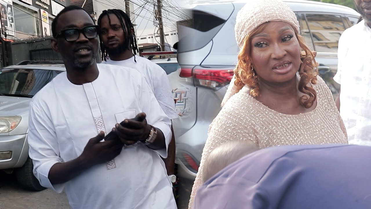 SEE HOW ALABI PASUMA AND HIS EX WIFE MEET AT HER DAUGTHER WASILAT ALABI GRAND SHOP OPENING