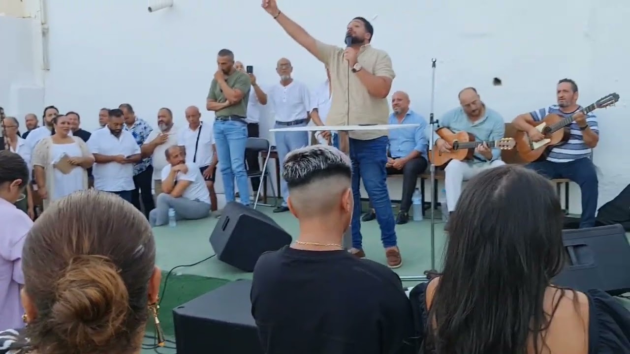 José Manuel giles en almeria iglesia de pescaderia