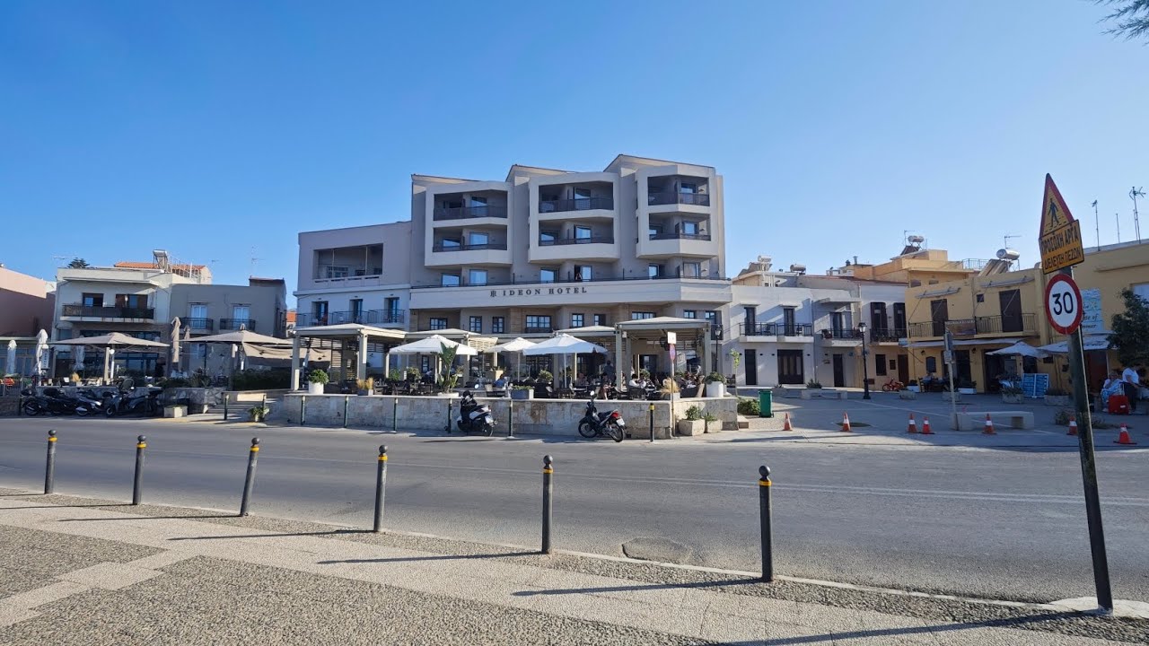Rethymno, the beautiful Ideon hotel next to the old harbour!