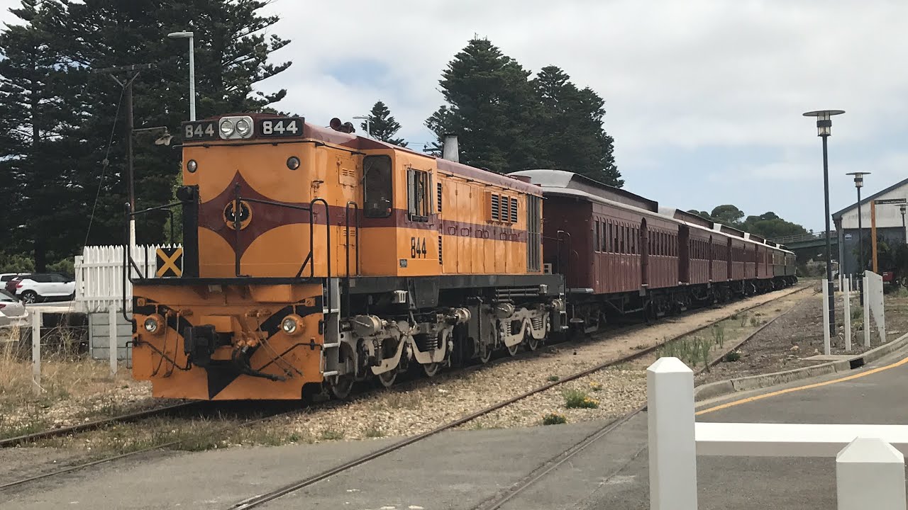 Steamranger Cockle Train South Australia: 844 in the Summer