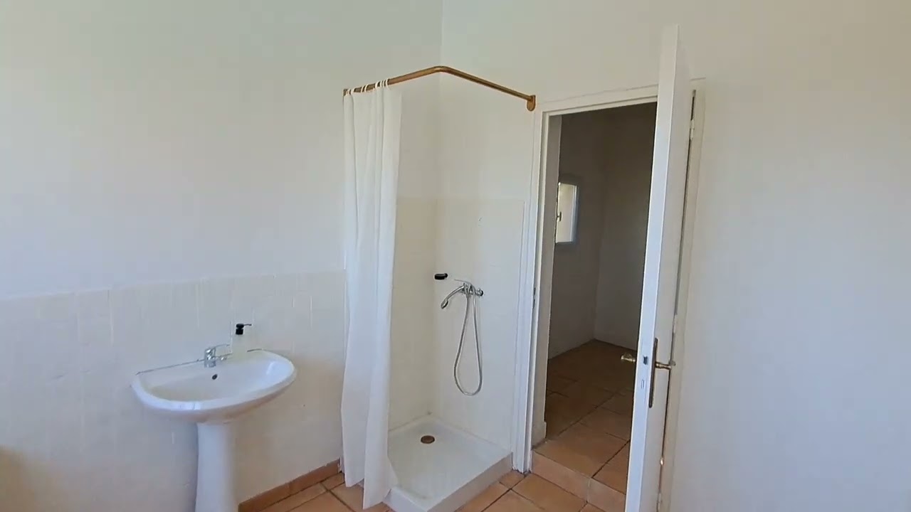 villa sur les hauteurs de Tourbes
