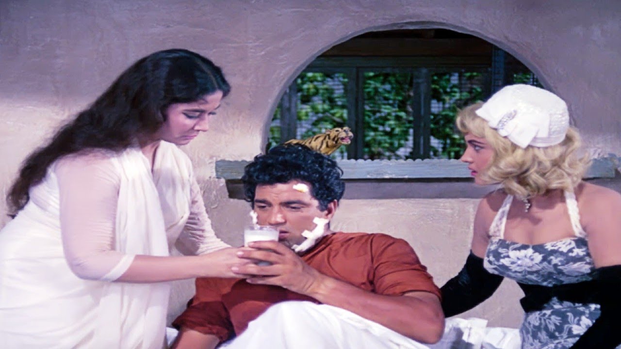 धरम पाजी ने बचाई एक मासूम की जान | Phool Aur Patthar | Best Movie Scene