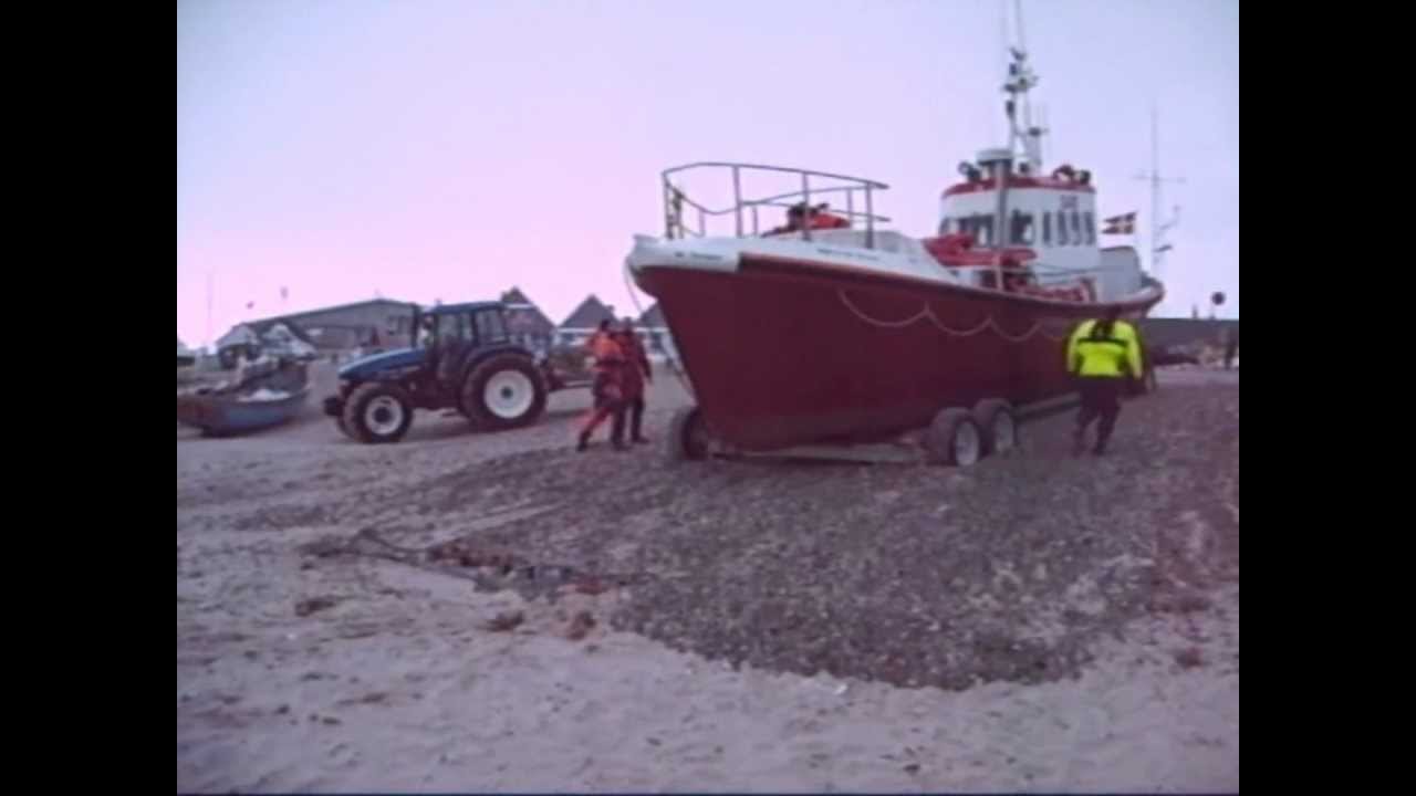 Vorupør Redningsbåd udsættes fra stranden