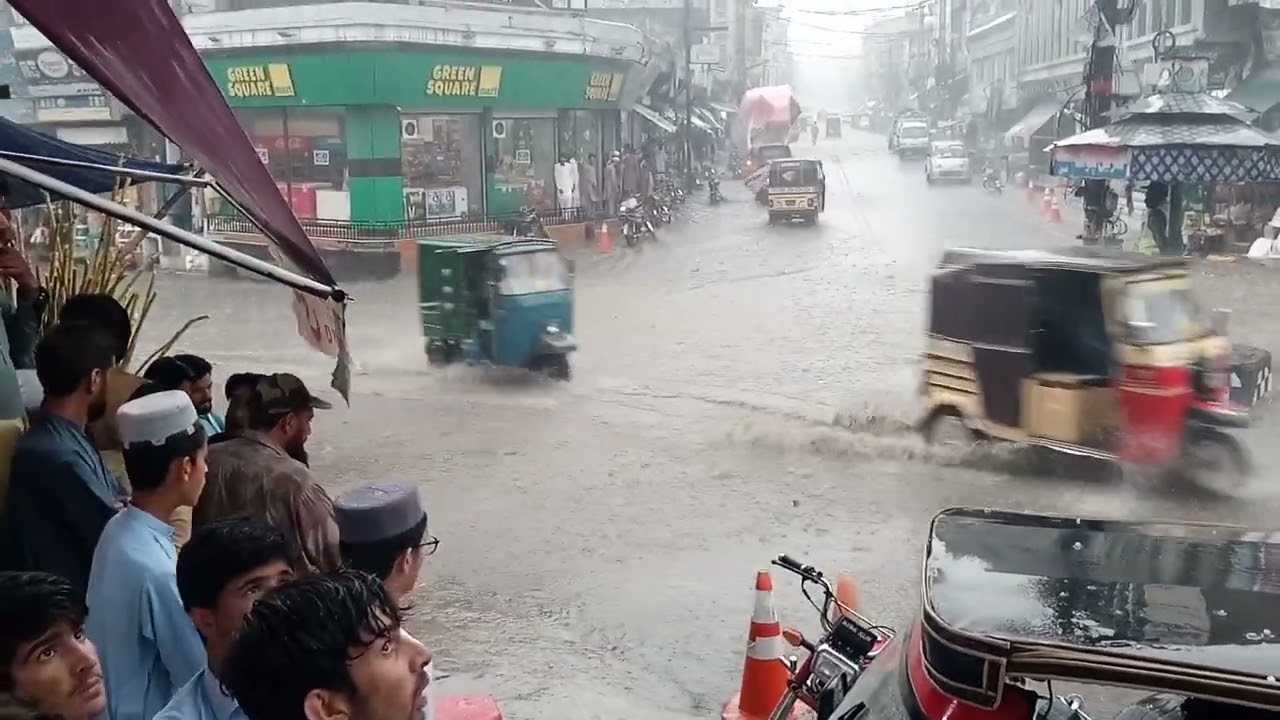 swat mingora raining | I'm in green chok mingora #swatnews #rain