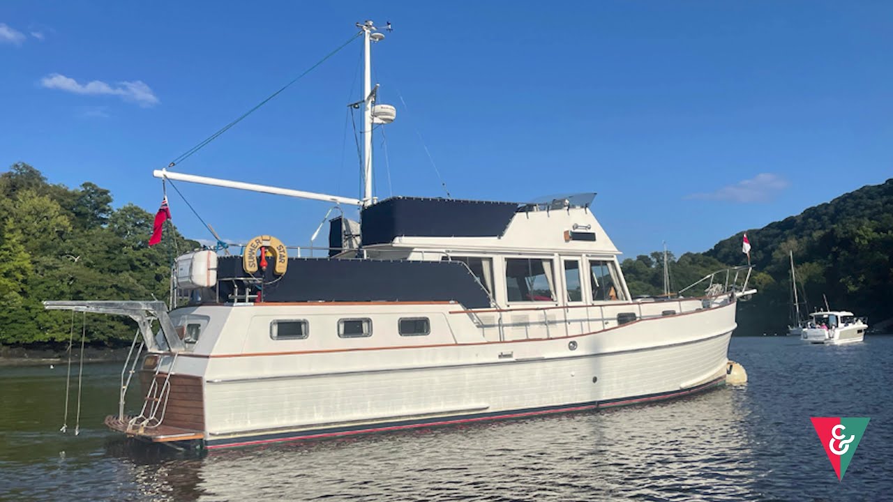 Grand Banks 42 Heritage Motor Yacht - Walkthrough Tour