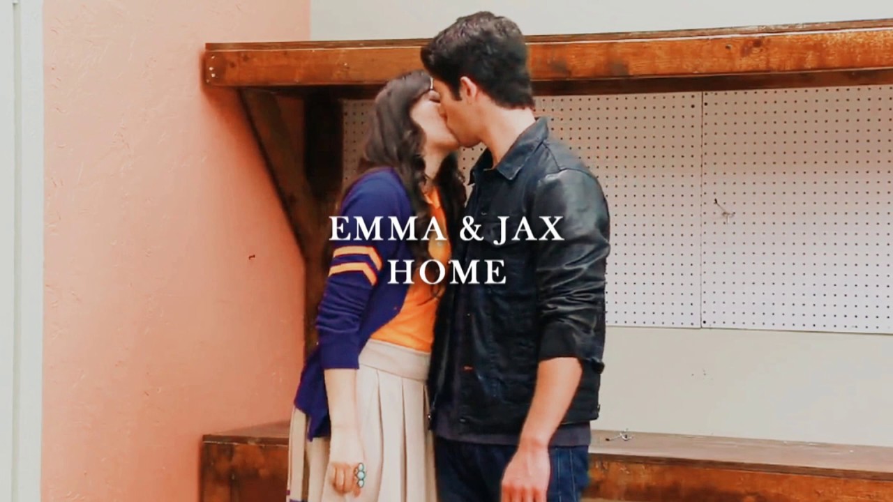 Emma & Jax | Home [Read description]