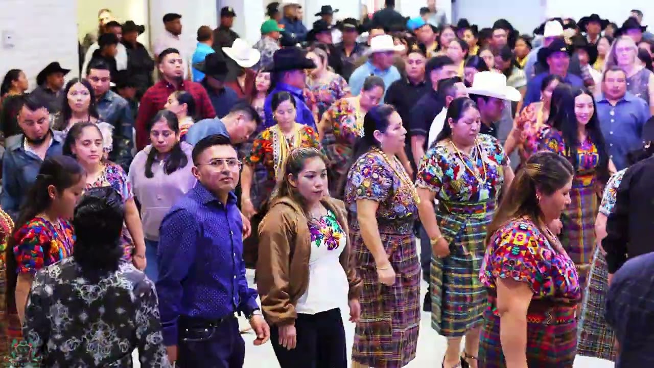 Marimba Valle Del Ensueño En Fallbrook CA Despidiendo El Año 2025