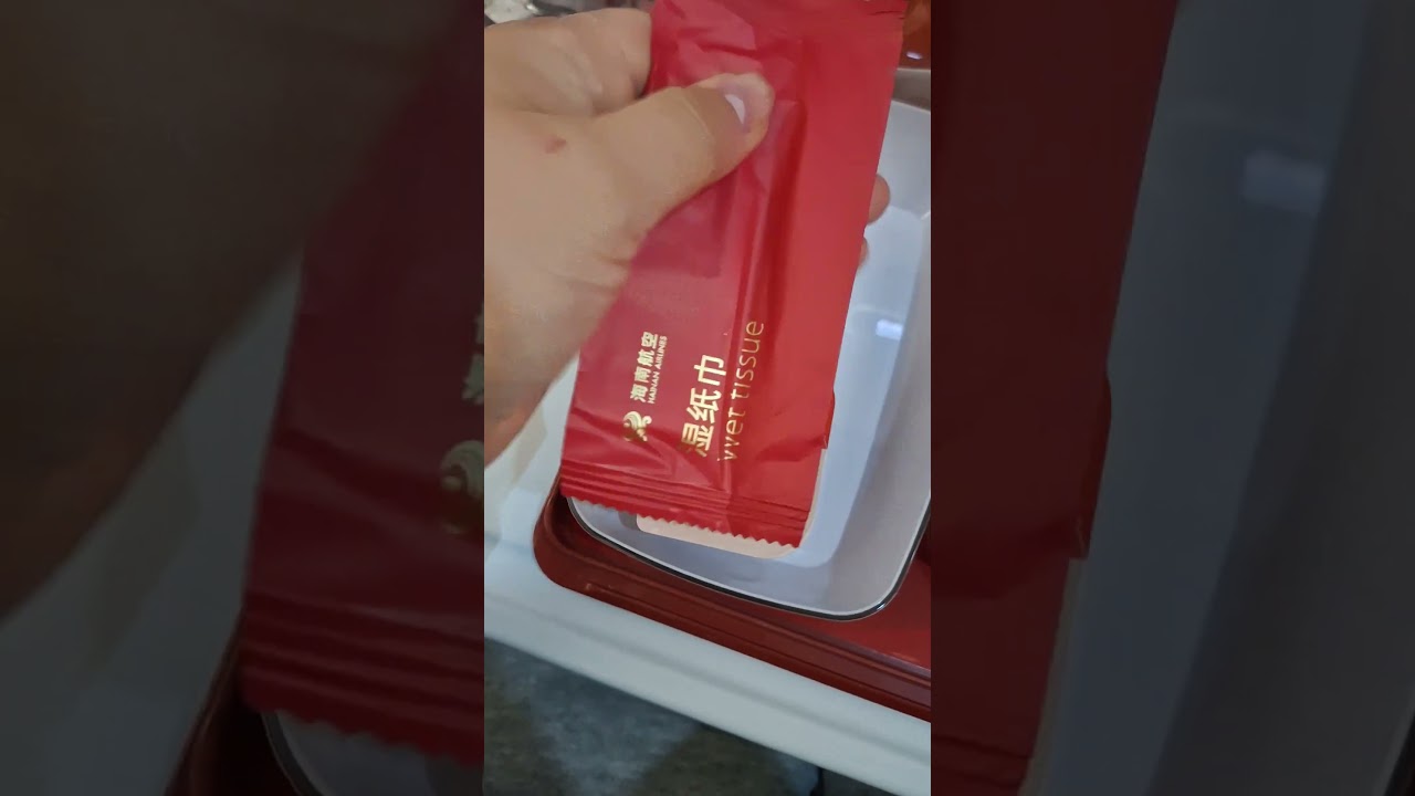 Чем кормят на китайских авиалиниях Hainan Airlines