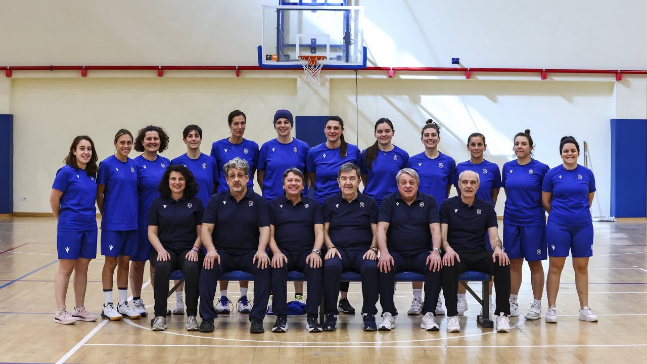𝗙𝗿𝗲𝗲 𝗬𝗼𝘂𝗿𝘀𝗲𝗹𝗳: Corso per Allenatrici