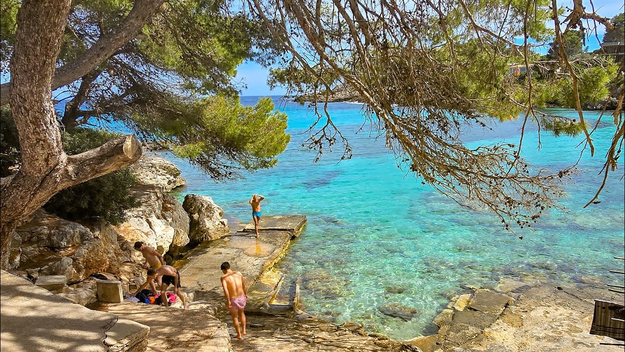 Sa font de sa cala🏝 Cala Rajada Mallorca Musik: SwallowMusiker: EnjoyMusicURL: https://enjoymusic.ai