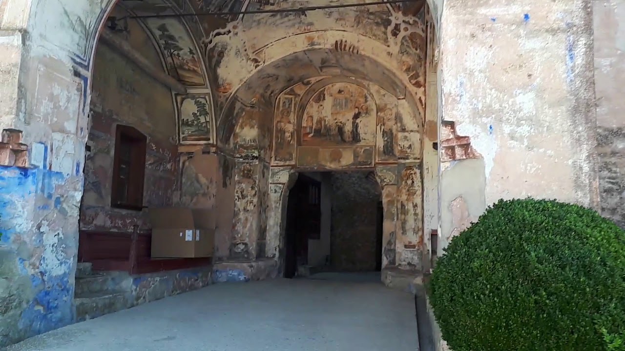 Сербский монастырь Хиландар // &Iota;&epsilon;&rho;ά &Mu;&omicron;&nu;ή &Chi;&iota;&lambda;&alpha;&nu;&delta;&alpha;&rho;ί&omicron;&upsilon; &Alpha;&gamma;ί&omicron;&upsilon; Ό&rho;&omicron;&upsilon;&sigmaf;