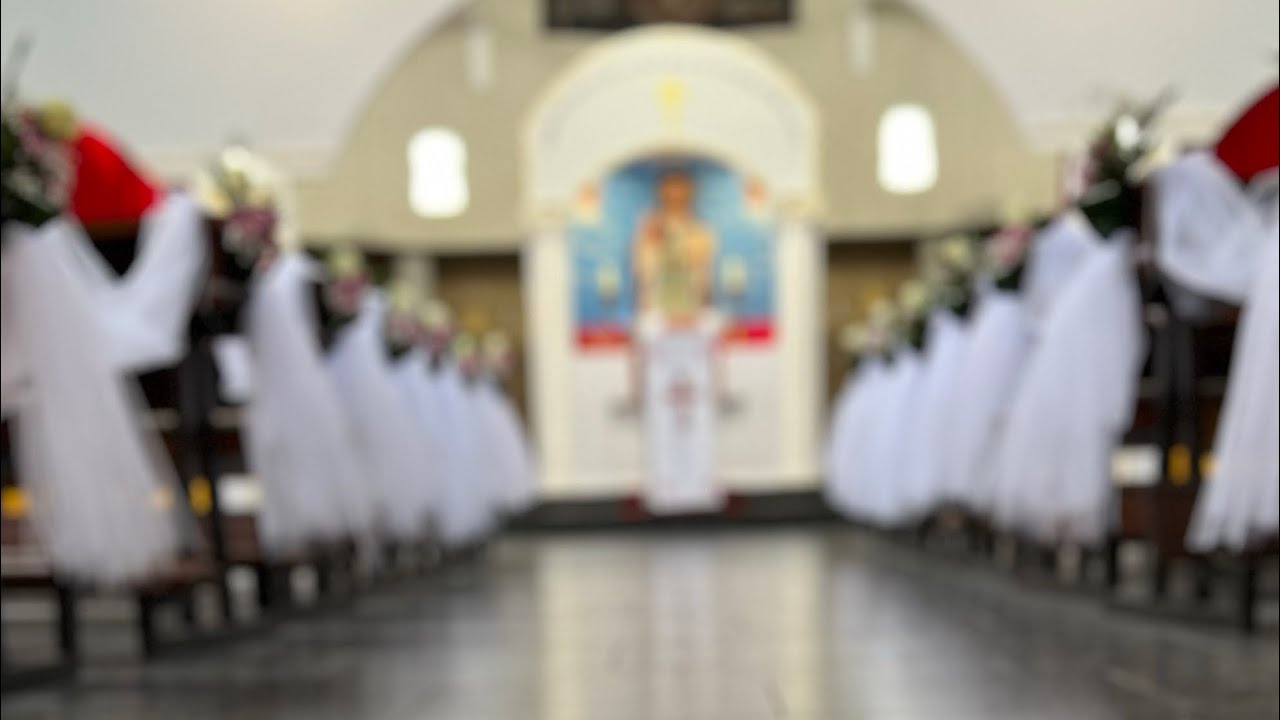 ܡܢ ܬܢܐ ܫܘܦܪ̈ܐ ܕܐܡܗ̈ܬܐ ܫܒ̈ܒܬܐ ܘܐܡܗ ܒܒܝܬܗ ܩܝܡܐ أي ابن لديه أمٌ ويتغزَّل في أمهات الجيران❗️