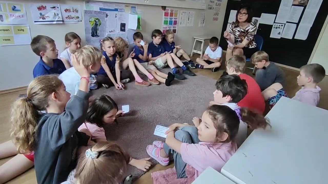 ÜLEMINEK. Eesti keel Maire Kebbinau LAK-õpe Keelekümblus CLIL Language Immersion Avatud Kool 1. kl.