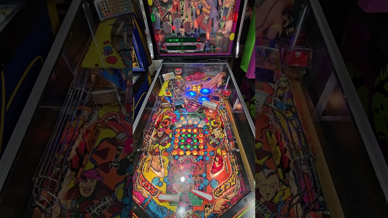 Gameplay - CLASS OF 1812 pinball machine by Gottlieb / Premier