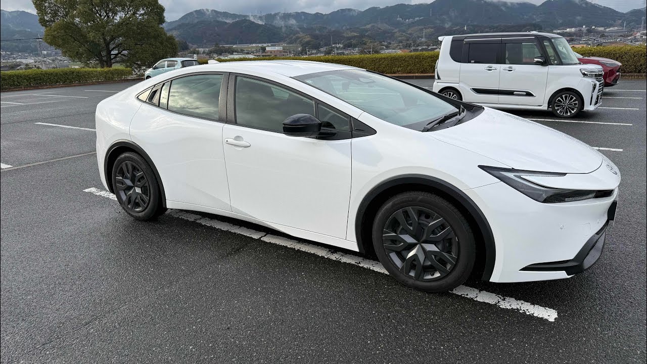 【トヨタ覚醒】新型60プリウス試乗！これもうスポーツカーだろ&hellip;