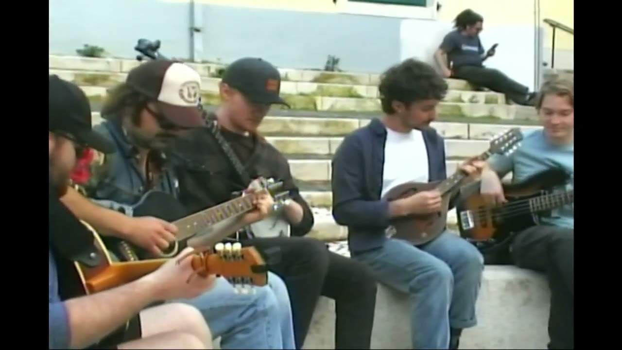 The Greasy Whiskers - Killiecrankie (Street Session)