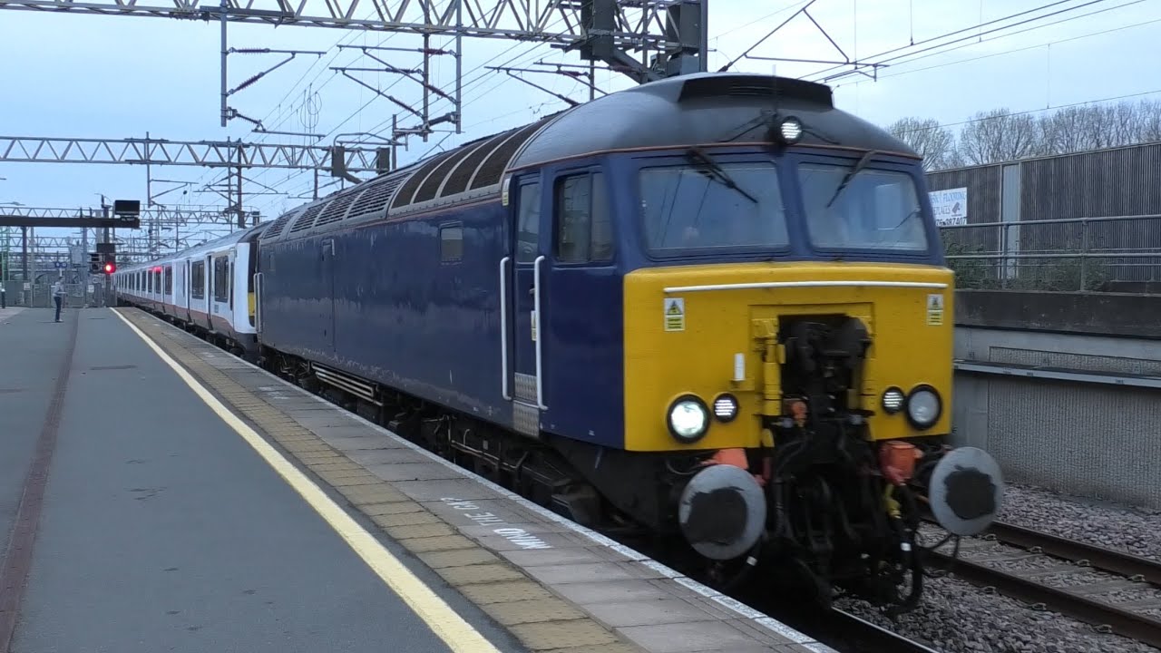 Fantastic Great variety at Nuneaton Station Freight Passenger Trains Much More 15 April 2025 WCML