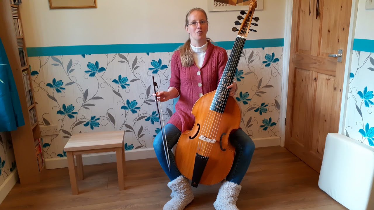 71 - Holding the 7-string bass