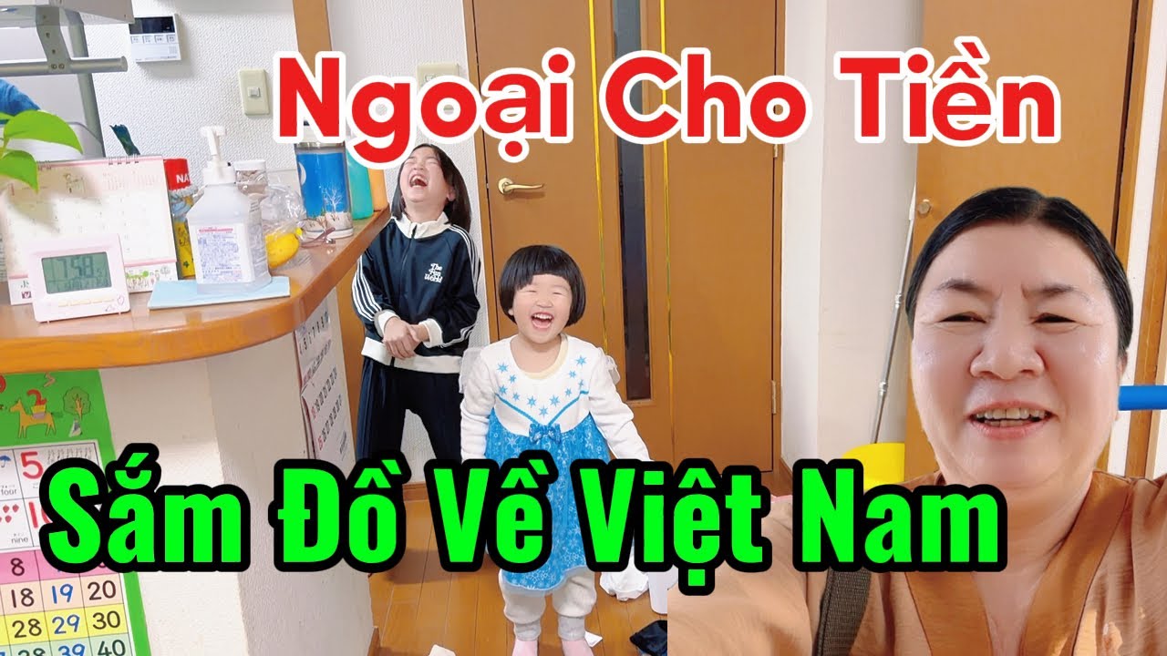 Bán Mứt Mấy Nay Dư Chút Đỉnh Bà Ngoại Liền Gửi Qua Kêu Mua Đồ Mới Về Việt Nam Ăn Tết