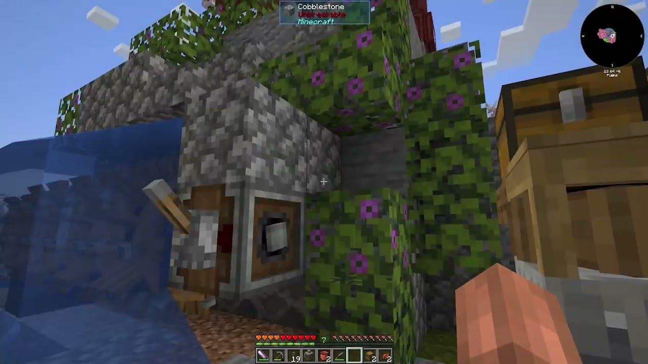 FTB Skies Expert Ep 2 - Getting CREATEive!