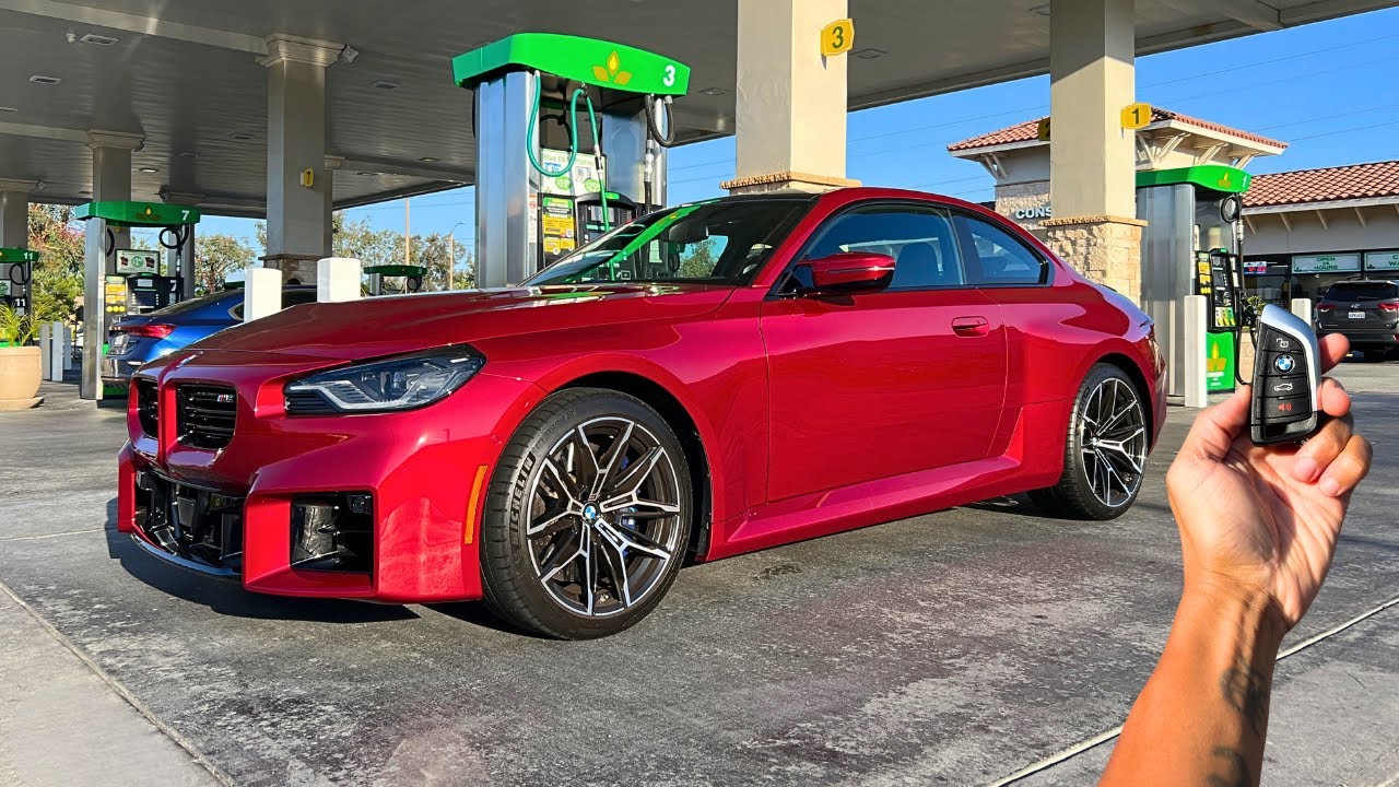 LIVING WITH THE 2025 BMW M2
