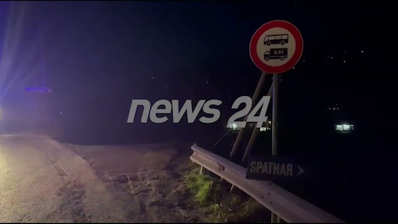 Shembja e Librazhd-Prrenjas/Bllokohen 3 km në të dyja anët e segmentit të shkatërruar në Dragostunjë