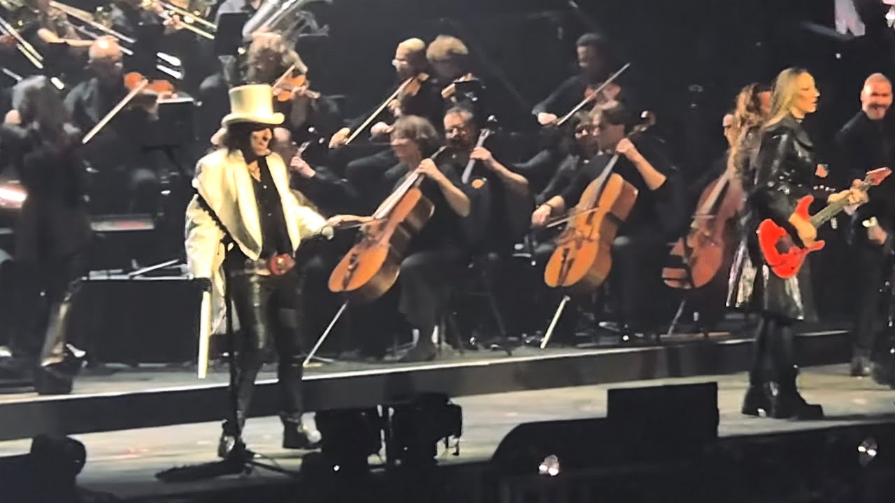 Alice Cooper-School's out 29.11.2025 Dortmund Night Of The Proms