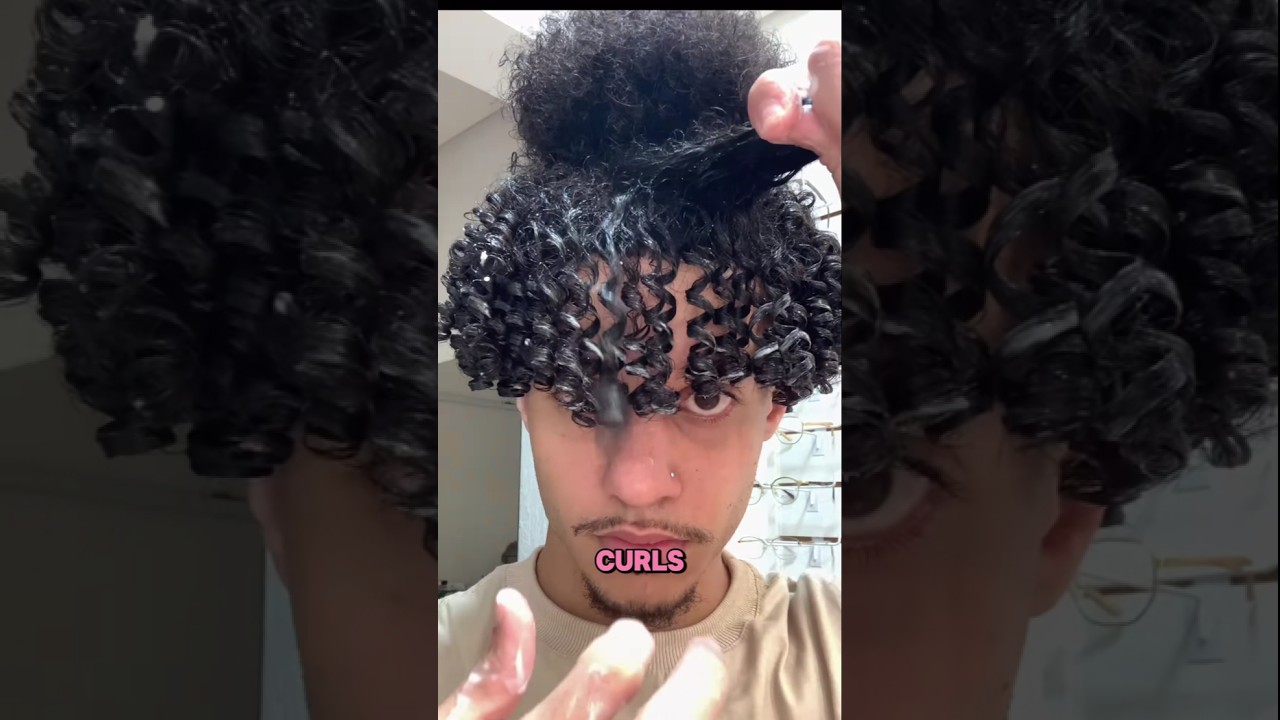 От небрежного афро до ИДЕАЛЬНЫХ локонов за 45 секунд! 🔥 #CurlyHair #HairTransformation #Shorts