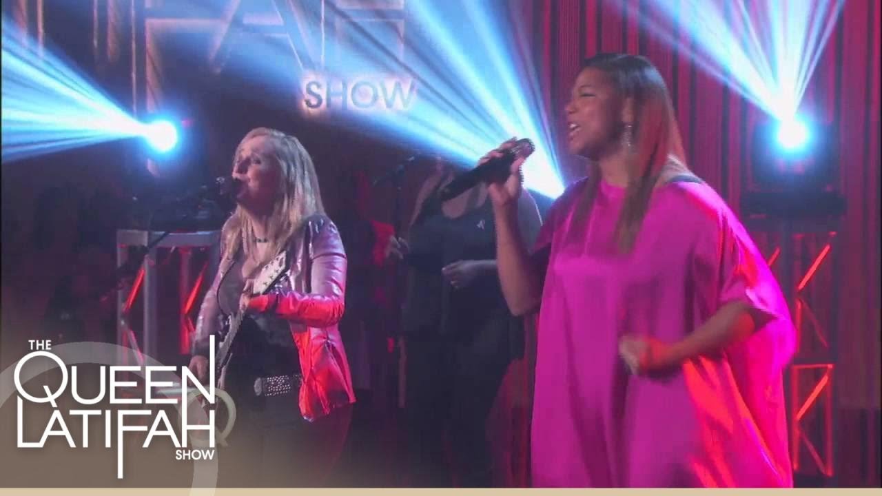 Melissa Etheridge and Queen Latifah Perform 