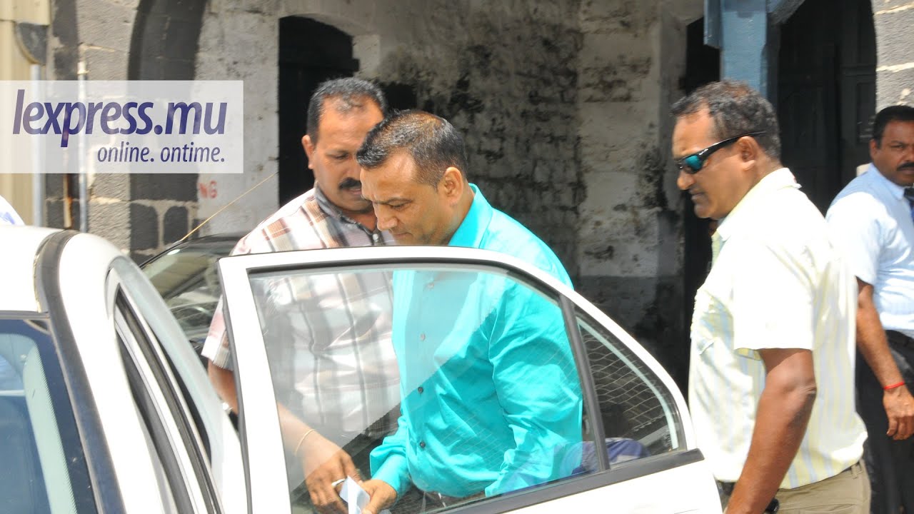 Bande sonore des Jugnauth: un couple arrêté