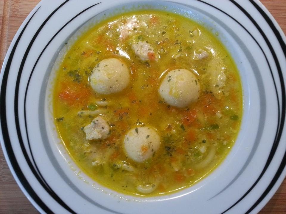 Thermomix TM 31 Hühner-Nudel-Suppe mit Käseklößchen