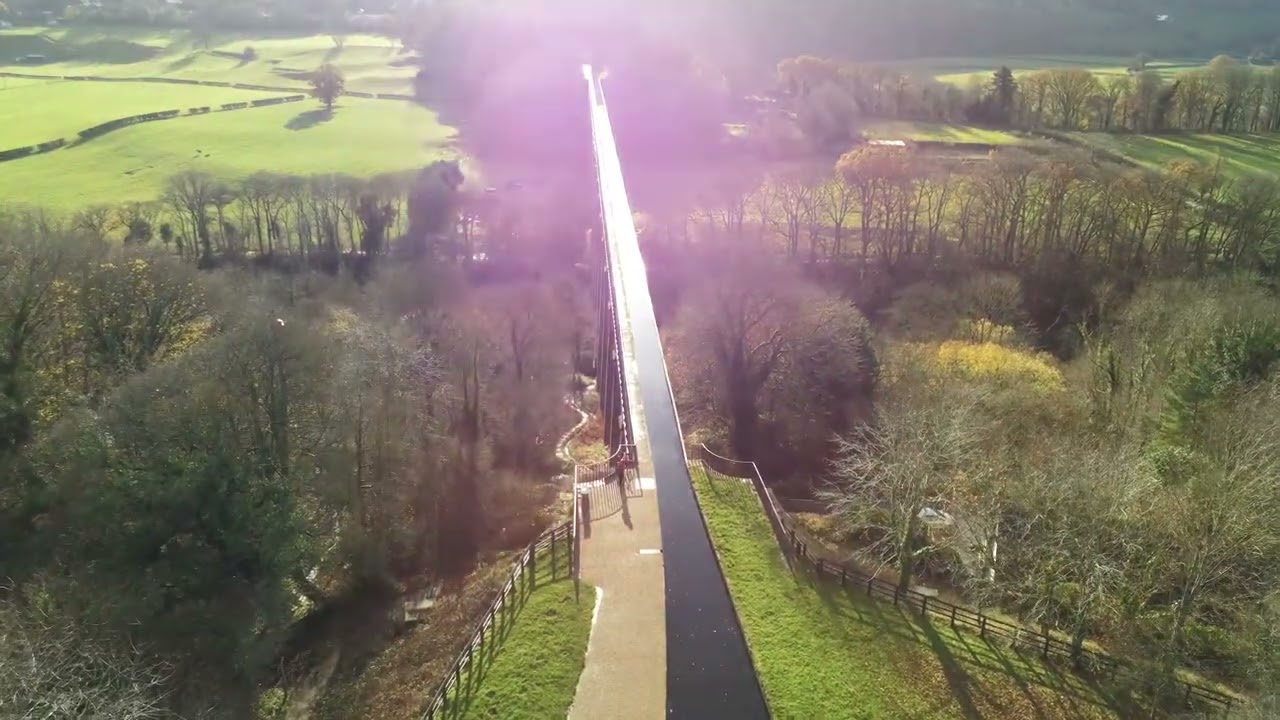 Exploring the Llangollen Canal by Narrowboat | Black Prince Holidays