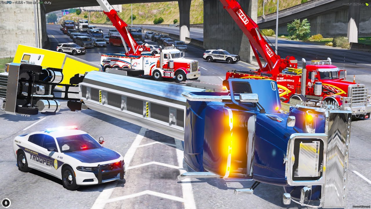 САМАЯ БОЛЬШАЯ авария грузовика перекрыла всю автостраду в GTA 5 RP!