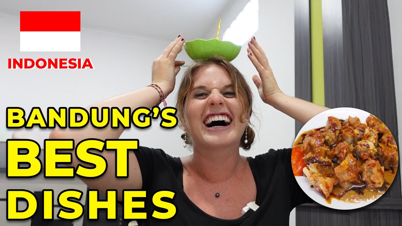 FIRST Time Trying CILOK Bumbu & BATAGOR in BANDUNG, Java, Indonesia