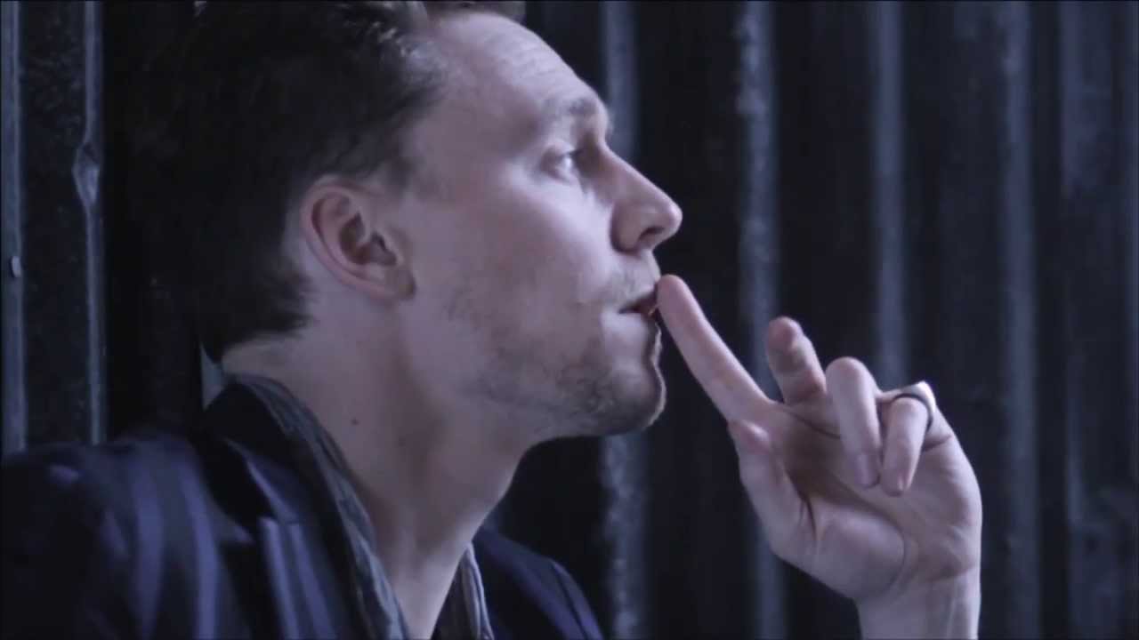 Tom Hiddleston - Sail