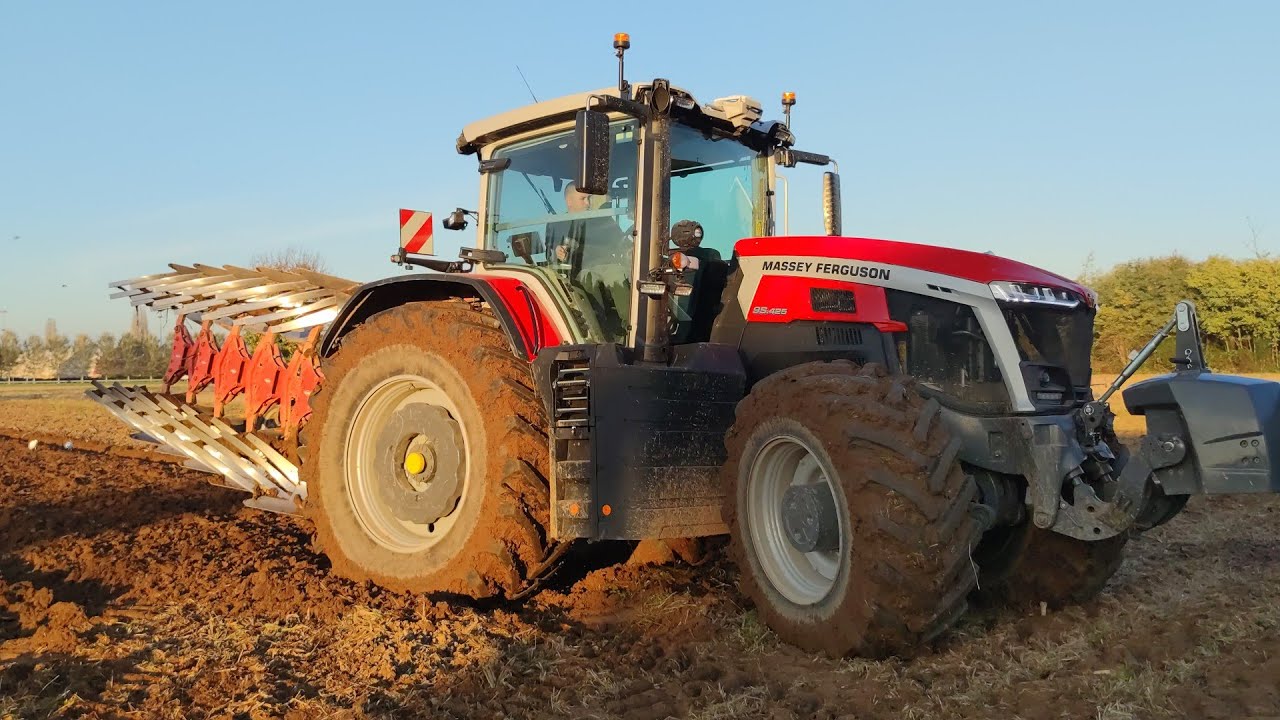 4k | Aratura con Massey fergouson 9s.425